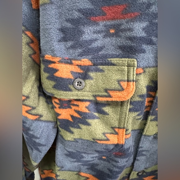 Legendary Whitetail Men’s Fleece size Large - Picture 6 of 8